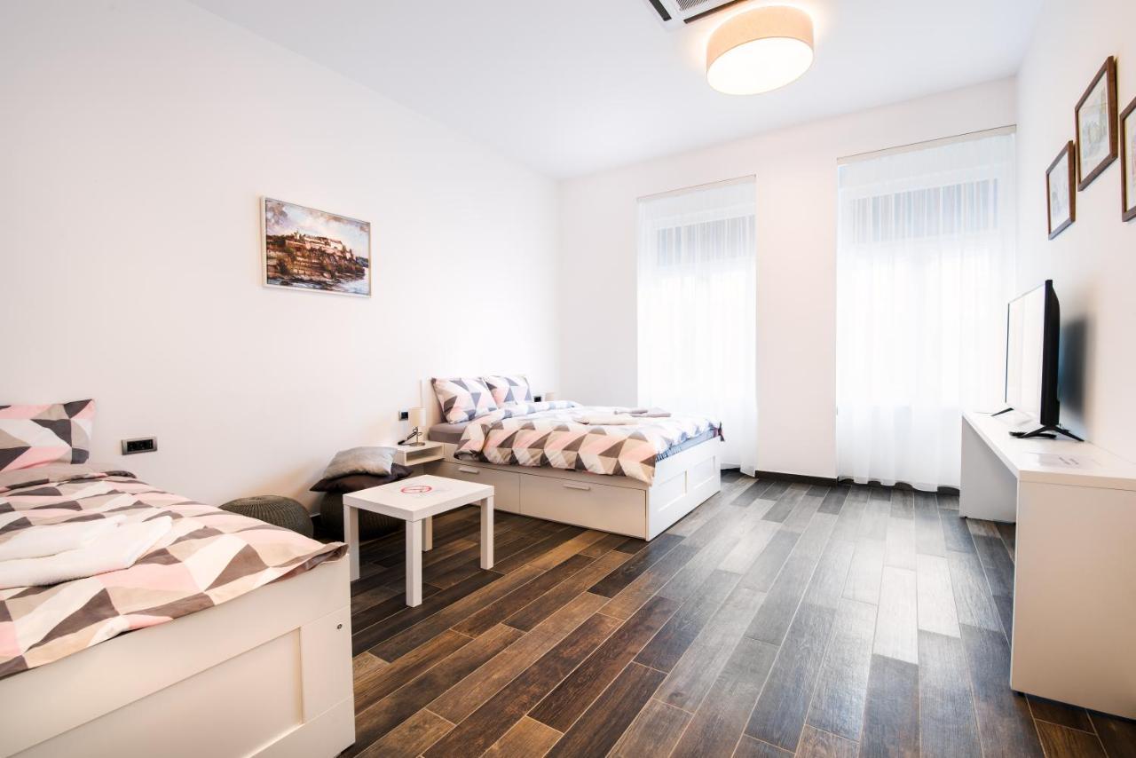 Apartmani Sterija 노비사드 외부 사진