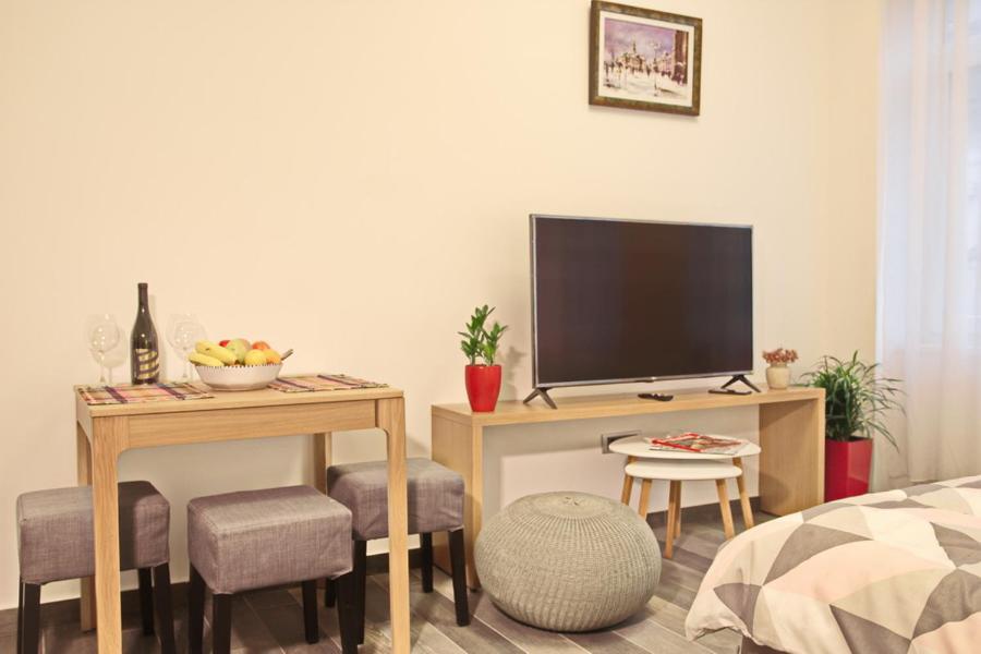 Apartmani Sterija 노비사드 외부 사진