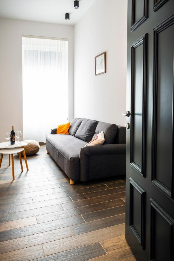Apartmani Sterija 노비사드 외부 사진